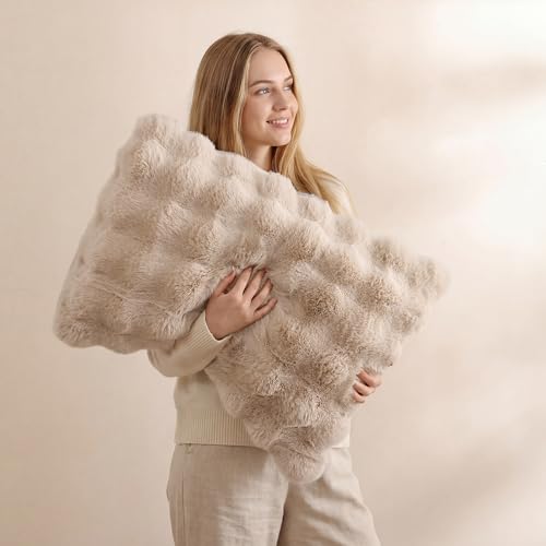 YIKUSH Linen Comforter Set Full - Luxurious Faux Fur Comforter for Winter, Fluffy Comforter Queen Set with 2 Pillowcases, Soft Warm Linen Bedding Set YIKUSH
