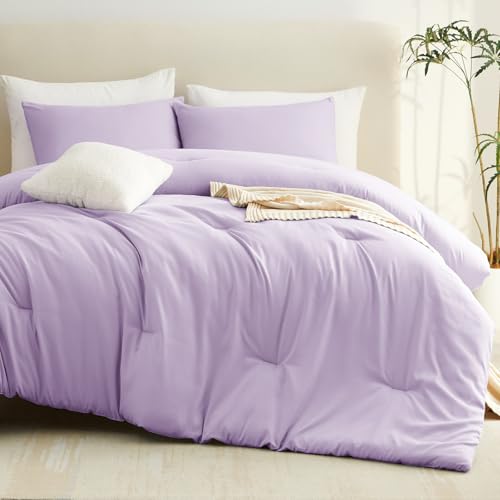 CozyLux Lavender Full Size Comforter Set, 3 Pieces Light Purple Solid Breathable Quilted Boho Bedding Sets, Luxury Fluffy Soft Bed Set with Down Alternative Comforter and 2 Pillowcases for All Season CozyLux