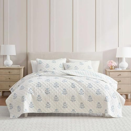 Martha Stewart - King Quilt Set, 100% Cotton Reversible Bedding Set, Incredibly Soft Feel for Year Round Comfort, 3 Piece Bed Set with Matching Pillowcases (Flower Block Print Blue) Martha Stewart