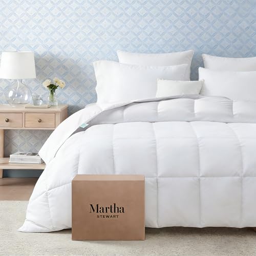 Martha Stewart Luxury White Goose Feathers Down Fiber Duvet Insert Queen Size - Hotel Collection 100% Cotton Comforter, All Season Medium Warmth, Breathable, Hypoallergenic, 90 x 90 Inch Martha Stewart