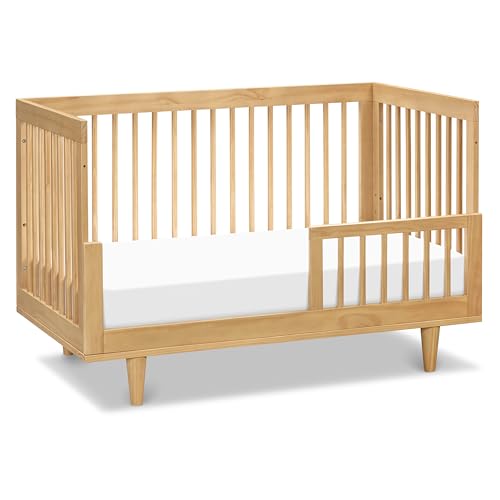 DaVinci Marley 3-in-1 Convertible Crib in Honey, Greenguard Gold Certified DaVinci