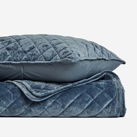 EVERGRACE Luxury Velvet Quilt Set King Size, Diamond Quilted Lightweight Velvet Comforter for All Season, Ultra Soft Oversized Bedspread Coverlet Bedding Set with 2 Pillow Shams, Stormy Blue EVERGRACE