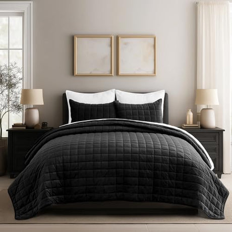 EVERGRACE Pearl Velvet Quilt Full Queen Size Bedding Sets, Luxurious Soft Velvet Comforter Set, Lightweight Box Stitching Oversized Bedspread Coverlet for All Season, with 2 Shams, Black EVERGRACEHOME