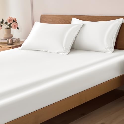 VACVELT 3-Piece Satin Fitted Sheet Set King Size, Ivory White Bottom Bed Sheet with 2 Pillowcases, Similar to Silk Sheets, Luxury & Silky Bedding Set, 15 Inch Deep Pocket VACVELT