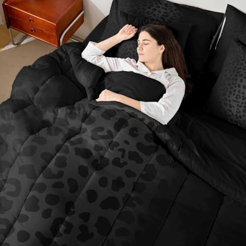 King Size Black Leopard Bedding Set 7 Pieces Bed in a Bag, Cheetah Bedding Set with Sheets All Season, Animal Print Bed Sets with Comforter, Fitted Sheets, Flat Sheets, Pillow Shams and Pillowcases Feelyou