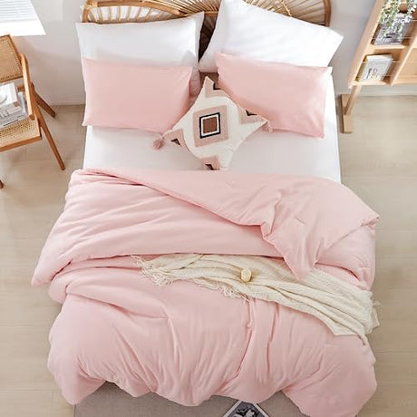 weigelia Pink Comforter Full Size Set – Soft All-Season Bedding with 300GSM Fluffy Microfiber, Includes 2 Matching Pillowcases – Elegant Blush Pink Comforter for Girls, Teens, and Women weigelia