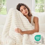 Sasttie Twin/Twin-XL Comforter Set 2 Pieces - Super Soft Fleece Comforters Twin/Twin-XL Size, 1 Luxury Warm Fuzzy Marshmallow Comforter with 1 Pillow Case, Faux Fur Bedding Set, Cream White Sasttie