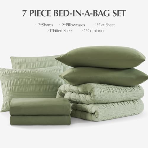 CASAAGUSTO Queen Comforter Set, 7 Pieces Sage Green Seersucker Bed in a Bag Queen Size Soft All Seasons, Bedding Sets with Comforter, Flat Sheet, Fitted Sheet, 2 Pillow Shams, 2 Pillowcases CASAAGUSTO