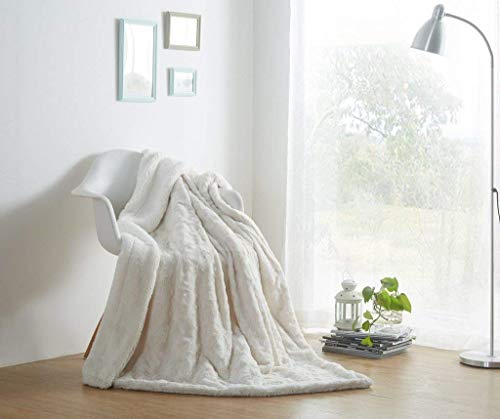 DaDa Bedding Luxury White Roses Fluffy and Cuddly Faux Fur with Sherpa Backside Fleece Cloud Throw Blanket - Super Soft Warm Plush Luxe Solid Toss for Sofa, Couch or Bed - 63" x 90" DaDa Bedding