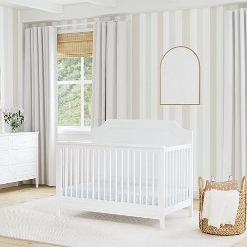 DaVinci Chloe Regency 4-in-1 Convertible Crib in White Greenguard Gold Certified