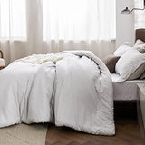 Bedsure Full Comforter Set - Grayish White Soft Bedding for All Seasons, Cationic Dyed Bed Set, 3 Pieces, 1 Full Size Comforter (82"x86") and 2 Pillow Shams (20"x26"+2") Bedsure