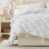 Intelligent Design Queen Comforter Set – White Lily Puffy Floral Shabby Chic Boho Bedding, Ultra-Soft, Lightweight & All-Season, Full/Queen Intelligent Design