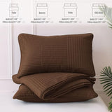 Whale Flotilla Ultra Soft King Quilt Bedding Set, Lightweight Microfiber Brown Quilts Bedspreads Oversized, 3 Piece Ultrasonic Geometric Coverlet Bed Cover for All Seasons Whale Flotilla
