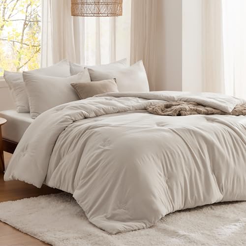 Bedsure King Size Comforter Set Beige, Soft Prewashed King Bedding, Quilted Comforter with Clover Design, Down Alternative Comforter for All Seasons, 3 Pieces Bed Set with 2 Pillow Shams Bedsure