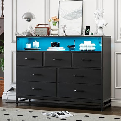 Black Dresser for Bedroom, Wooden Modern 7 Drawers Long Dresser with Charging Station and Led Lights Design, Large Capacity Storage Chest of Drawers, Wide Dresser for Living Room, Hallway