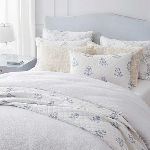 Martha Stewart - King Quilt Set, 100% Cotton Reversible Bedding Set, Incredibly Soft Feel for Year Round Comfort, 3 Piece Bed Set with Matching Pillowcases (Flower Block Print Blue) Martha Stewart