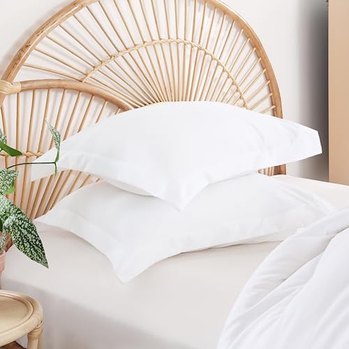 weigelia Queen Comforter Set White Comforter Set Queen 7 Pieces Bed in a Bag Queen Size Bedding Set with Fitted Sheets, Flat Sheets, Pillow Shams and Pillowcases weigelia