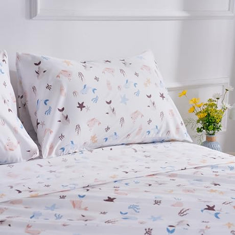Sea Animal Queen Sheets Fish Whale Underwater World Cute Cozy Fun Queen Bed Sheet Set for Kids Girls Boys Children - Kids Bed Sheet Collection - Deep Pocket, Wrinkle Free and Soft Bedding - 4PC Best Season