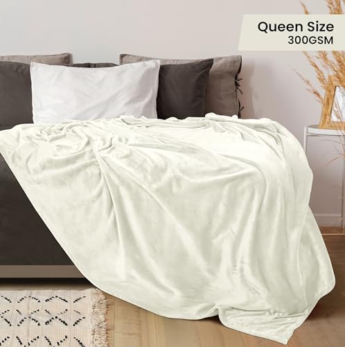 Utopia Bedding Fleece Blanket Queen Size Ivory 300GSM Luxury Fuzzy Soft Anti-Static Microfiber Bed Blanket (90x90 Inch) Utopia Bedding