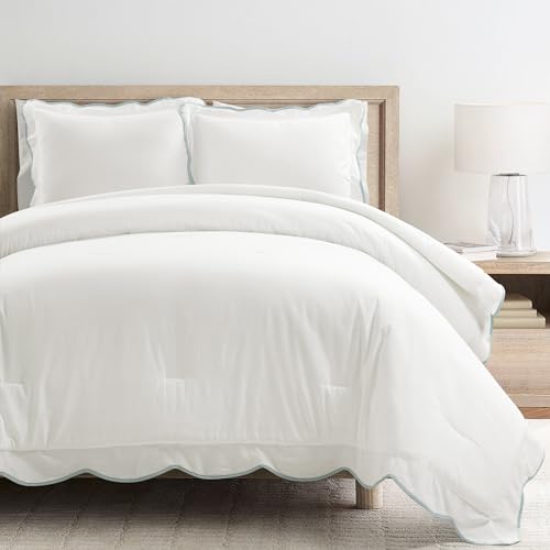 Lush Decor Coastal Chic Scalloped Edge Comforter Set, 3 Piece Set Full/Queen, Blue & White - Queen Bedding Set - White Comforter - Coastal Decor Lush Decor