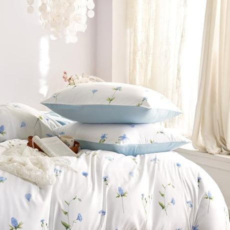 Wake In Cloud - Floral Comforter Set, Cottagecore Cute Aesthetic Watercolor Tiny Flowers and Leaves, Soft Lightweight Bedding for Women Teen Girls, 3 Pieces, Blue, Full Size Wake In Cloud