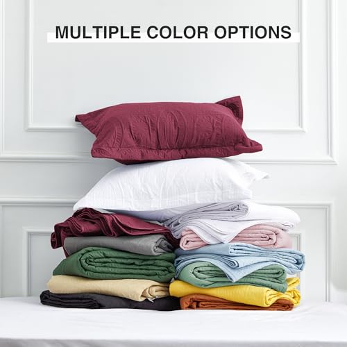 Love's cabin California King Size Quilt Bedding Set Burgundy Bedspreads - Cal King Lightweight Bedspread Comforter - Coin Pattern Coverlet for All Season - 3 Pieces (1 Quilt, 2 Pillow Shams) Love's cabin