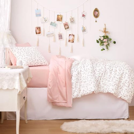 Wake In Cloud - Floral Comforter Set, Coquette Cottagecore Aesthetic Cute Flower Pattern for Women Teen Girls, Soft Lightweight Dorm Bedding, 3 Piece, Pink, Twin/Twin XL Size Wake In Cloud