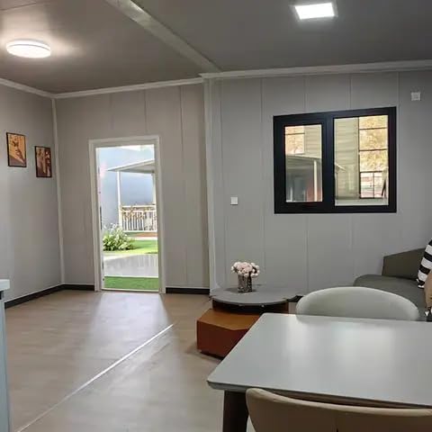 20ft House with Luxury Design, with 2 Bedroom, 1 Living room, 1 Full Equiped Bathroom and Kitchen,Prefabricated Container House for Adults Living, Foldable Mobile Home Easy Setup & Move.