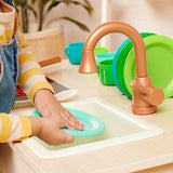 Battat – Play Kitchen & Market – Toddler-Friendly Size – Chalkboard Menu & Oven Dials – 25 Toy Cooking Accessories – 2 Years + – Two n' One Cookin' Fun Battat