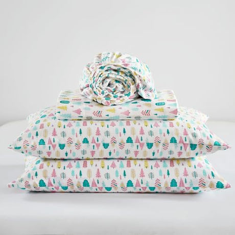 Intelligent Design Cozy Soft 100% Cotton Flannel Sheets, Breathable Festive & Adorable Print Cotton Flannel Sheet Set, Deep Pocket Sheet Fits Up to 16" Mattress, Full White Holiday Trees 4 Piece Intelligent Design