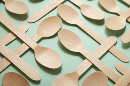 KingSeal Disposable Birch Wood Cutlery Spoons, Biodegradable and Earth Friendly, 6.25 Inch Length - 1 Pack of 100 pcs KingSeal