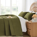 WURUIBO Olive Green Quilt Set Twin Size, Embossing Microfiber Bedspreads with Pillow Sham, Ligthweight Breathable Thin Coverlet, Reversible Bedding Set for All Season (1 Quilt, 1 Pillow Sham) WURUIBO