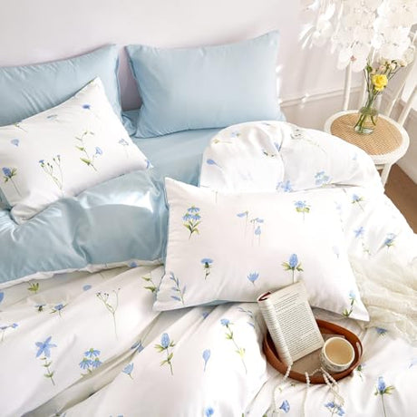 Wake In Cloud - Floral Comforter Set, Cottagecore Cute Aesthetic Watercolor Tiny Flowers and Leaves, Soft Lightweight Bedding for Women Teen Girls, 3 Pieces, Blue, Full Size Wake In Cloud