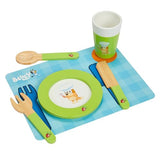 Bluey - Dine in with Bluey Set, 32-Piece Wooden Toy Set with Magic Asparagus, Plates, Utensils & More, Perfect for Role-Play & Imaginative Fun, FSC-Certified, Suitable for 3 Years & Up BLUEY