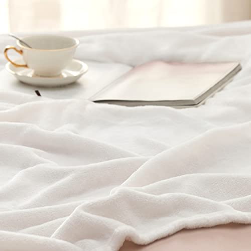 Bedsure GentleSoft Fleece Blankets King Size White - Bed Blanket Soft Lightweight Plush Cozy Fuzzy Luxury Microfiber, 108x90 inches Bedsure