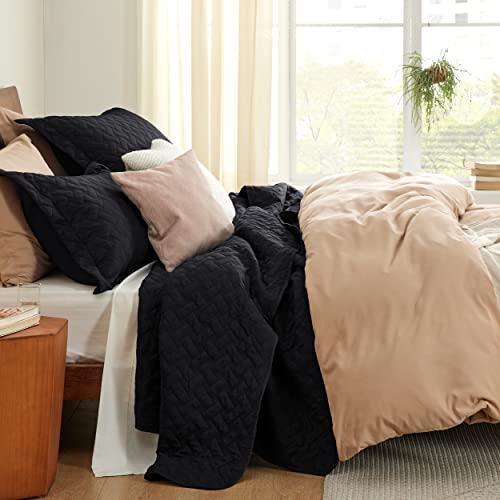 Bedsure Quilts Queen Size - Lightweight Bedspreads Queen Size with Basket Weave Pattern, Soft Quilt Bedding Set, Black Comforter Set Coverlet for All Seasons with 2 Pillow Shams (90" x 96") Bedsure