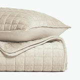 RECYCO Luxury Velvet Quilt Set King Size Bedding Sets, Ultra Soft Velvet Comforter Set, Lightweight Channel Box Stitch Oversized Bedspread Coverlet for All Season, with 2 Shams, Beige RECYCO