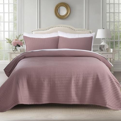 Oversized King Quilt Set 112"x106" – Soft Washed 3-Layer Lightweight California King Bedspread, Minimalist Nordic Design, All-Season Quilt Bedding (1 Quilt + 2 Pillow Shams), Twilight Mauve Purple KASENTEX