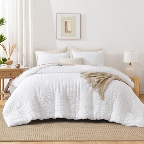 AveLom Seersucker Queen Comforter Set (90x90 inches), 3 Pieces - 100% Soft Washed Microfiber Lightweight Comforter with 2 Pillowcases, All Season Down Alternative Comforter Set for Bedding, White AveLom