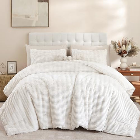 YIKUSH Full Comforter Set Fluffy White Full Size Bed Set Faux Rabbit Fur Fluffy Shaggy Furry Winter Bedding Ultra Soft Plush and Warm All Season 1 Comforter with 2 Pillow Cases (Full, White) YIKUSH