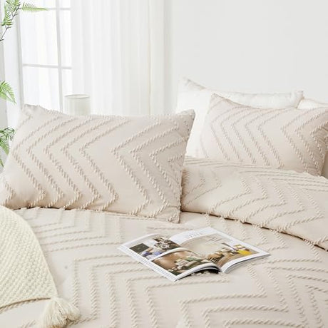Andency Twin/Twin XL Comforter Set Beige, Twin Bed Comforter for College Dorm Girls Boys Kids Boho Cream Soft Warm Cute Neutral Comforter, 2 Pieces Aesthetic Chevron Bohemian Bedding Set Andency