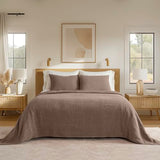 EVERGRACEHOME Cotton Coverlet Set King Size 3 Pieces, Lightweight Soft Ribbed Matelassé Bedspread Quilt Set, Cozy Oversized Quilted Bedding Set with 2 Pillow Shams for All Seasons, Mocha Brown EVERGRACEHOME
