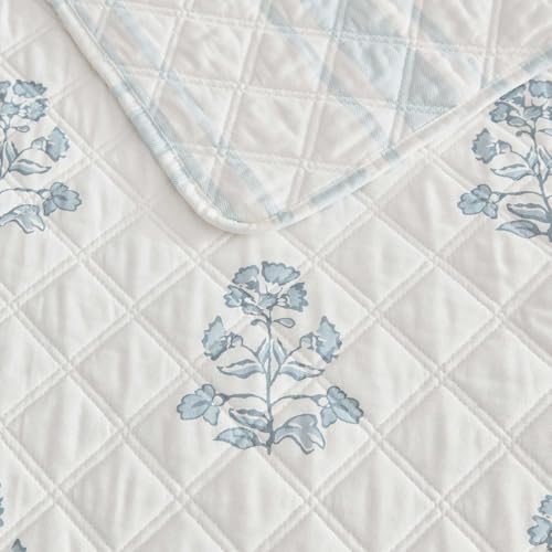 Martha Stewart - King Quilt Set, 100% Cotton Reversible Bedding Set, Incredibly Soft Feel for Year Round Comfort, 3 Piece Bed Set with Matching Pillowcases (Flower Block Print Blue) Martha Stewart