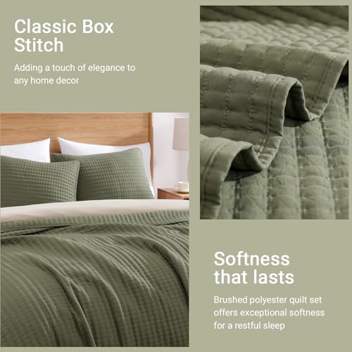 WRENSONGE King Size Quilt-3 Pieces Lightweight Bedspreads Olive Green King Quilt Bedding Set for All Seasons, Soft Summer Coverlet with 2 Pillow Shams Suitable for Bed, Couch, Quilt Blanket WRENSONGE