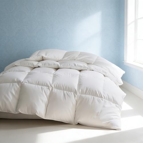 Martha Stewart Luxury White Goose Feathers Down Fiber Duvet Insert Queen Size - Hotel Collection 100% Cotton Comforter, All Season Medium Warmth, Breathable, Hypoallergenic, 90 x 90 Inch Martha Stewart