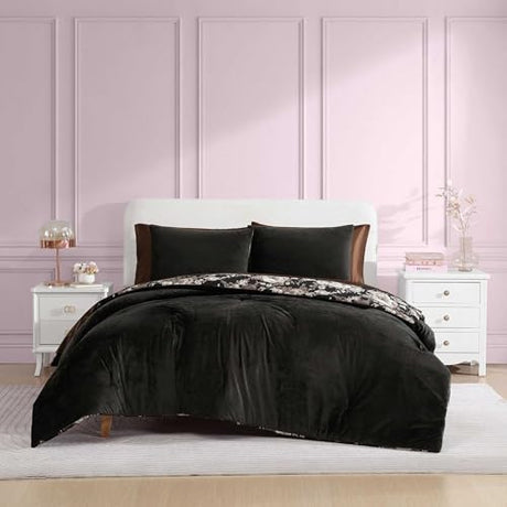 Betsey Johnson - Comforter Set, Luxuriously Soft Bedding with Matching Shams, Chic Bedding Set, Oeko-Tex Certified (Velvet Solid Black, Full/Queen) Betsey Johnson