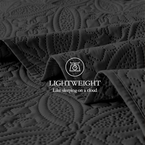 WURUIBO Full/Queen Quilt Set Black, Microfiber Lightweight Bedspreads, Ultrasonic Embossed Solid Coverlet, Thin Bedding Set for All Season, Soft Breathable Bed Cover(1 Quilt, 2 Pillow Shams) WURUIBO