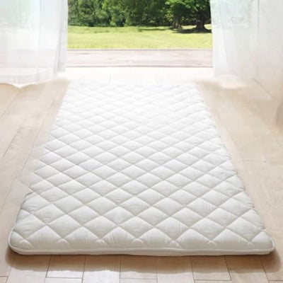 MIINA Japanese Futon Mattress, Made in Japan Twin (39"×78") White, Foldable Floor Lounger Bed Tatami Mat, Roll Up Sleeping Pad, Shikibuton