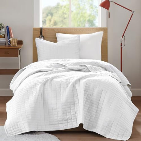 Comfort Spaces Kienna Quilt Set- Double Sided Stitching Design Summer Blanket, Lightweight, Soft, All Season Bedding Layer, Matching Sham, White, Coverlet Twin/Twin XL(66"x90") 2 Piece Comfort Spaces