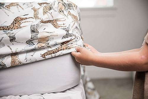 Where The Polka Dots Roam Safari Animals Full Bedsheet Set for Kids - Jungle Adventure Bedding for Explorers, Includes Fitted Sheet, Flat Sheet and Pillowcases - Wildlife Wonders Decor for Boys Room Where The Polka Dots Roam